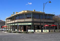 First Commercial Inn - Port Adelaide